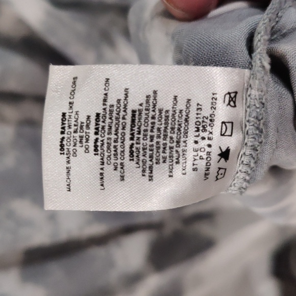 Daybreak 100% Rayon Women's Cloth & Stone Watercolor Gray/White  Dress Large - Picture 5 of 6